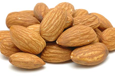 Almond, Packaging Type : Packet