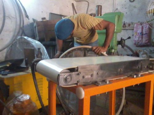 Electric Automatic Belt Conveyor System, For Moving Goods, Voltage : 220V