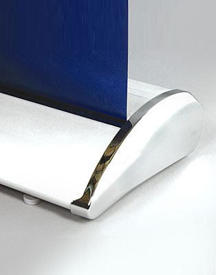 Alunimun Wide Base Roll Up Standee