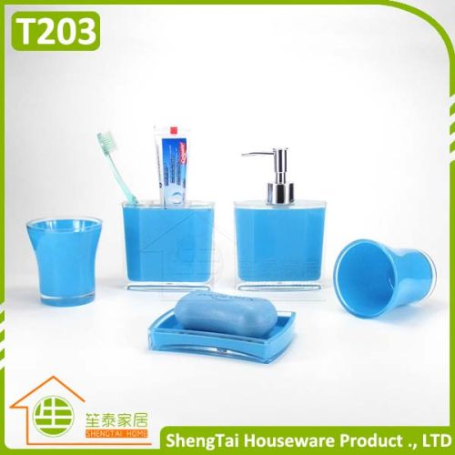Simple Design 4 Pieces Plastic Bath Accessory Set