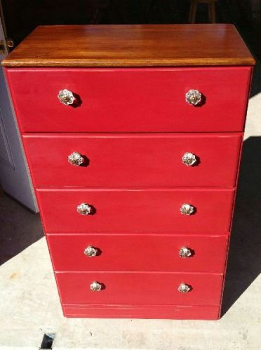 Hardwood With Dual-tone Finish Red Five Drawer Glass Knob Chest