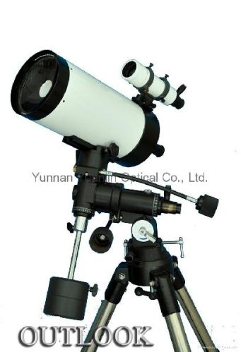 Refracting-reflecting Telescope MC152-1900 Astronomical Binoculars
