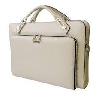 Leatherite Ladies Laptop Side Bag, Feature : Attractive Designs, High Grip, Water Proof