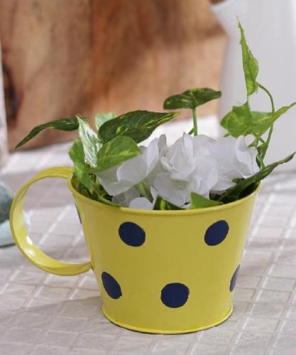 Craftkriti Yellow Small Polkadot Cups