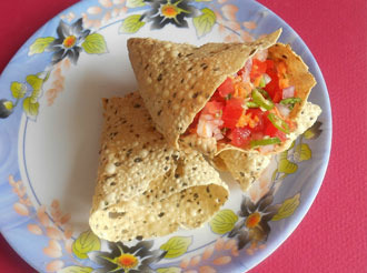 Crispy Urad Papad, For Snacks, Feature : Delicious Taste, Easy To Digest