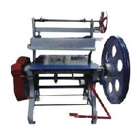 Royal Guru Paper Plates Cutting Machines, Voltage : 220V