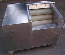 Ginger Peeling Machine, Capacity : 50 grams 100 grams packets.