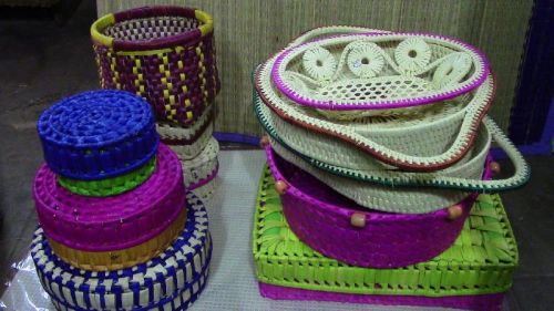 Round Palm Leaf Box, For Packaging, Feature : Eco Friendly, Light Weight