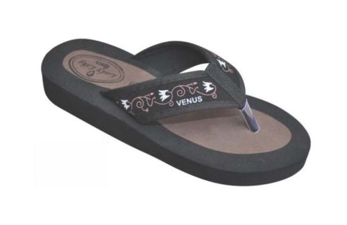 Rubber Ladies Fabricated Slippers, For Casual Wear, Feature : Attractive Designs, Comfortable, Flexible