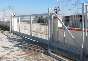 Automatic Cantilever Sliding Gates