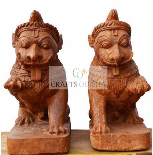 Crafts Odisha Sandstone Lion Statue, For Garden/Home Decoration