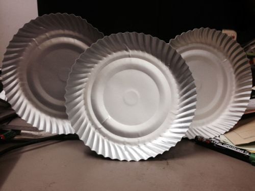 Silver paper plates