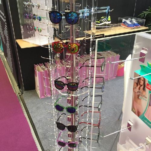 Make customized Acrylic Display Rack