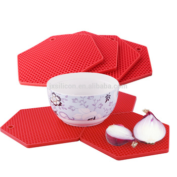 PP/PVC/Silicone Dining Table Mat Dish Placemat Hotel Meal Mat