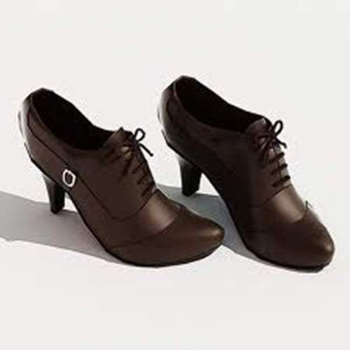 Ladies Leather Shoes