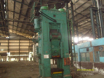Used Knuckle Joint Press Machine - 2000Ton Cap.