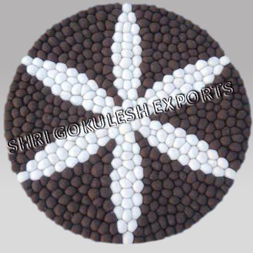 SGE Wool Felt Ball Rugs, For Home, Living Room, Indoor, Outdoor, Floor Covering, Style : Pebble