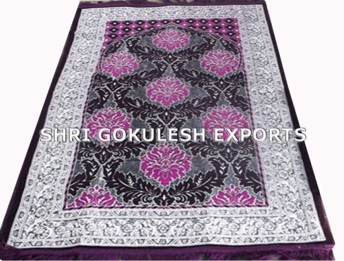 SGE Prayer Carpets, Style : Moroccan