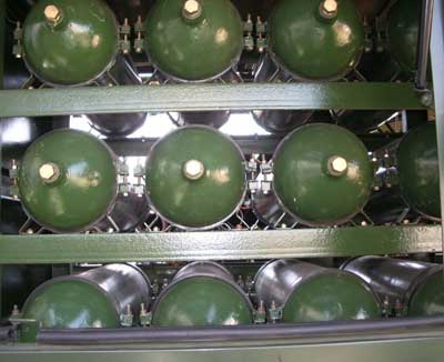 Color Coated Stainless Steel CNG Cascades, Certification : ISO 9001:2008 Certified