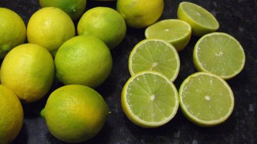 Organic Fresh Lemon, For Drinks, Taste : Sour