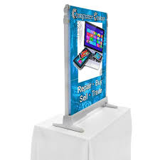 Scrolling Banner Stand