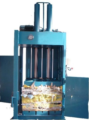 Ragnor Vertical Waste Baler, For Industrial