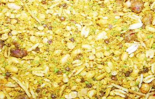 Shahi Mixture Namkeen, Taste : Spicy