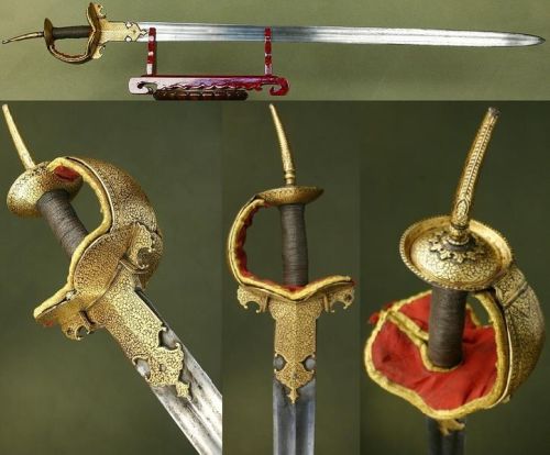 Iron Handcrafted Gold Firangi Swords, For Decoration/ Collectible, Style : Indo-Spanish