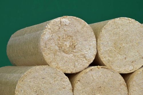 Wood Sawdust Briquettes, Shape : Cylindrical