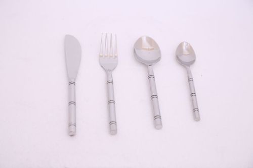 Stainless Steel Cutlery Set, For Kitchen, Feature : Good Quality