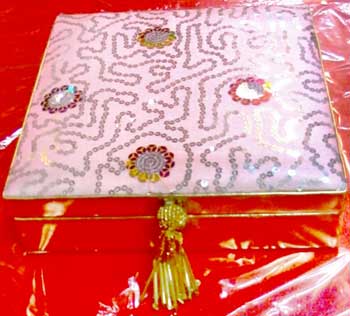 Metal Ornament Box, For Keeping Jewelry