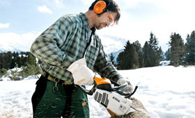 Petrol Chain Saws For Cutting Firewood and Property Maintenance