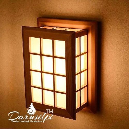 Darusilpi Wooden Lamp