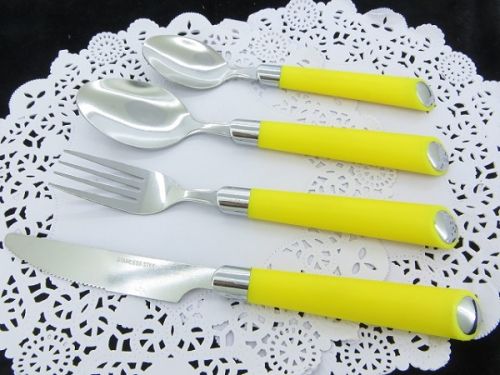 Hot Sale Cutlery Set With PP Handle