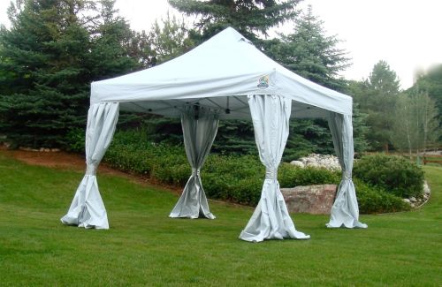POP UP Tent W/CRS POLYESTER WALL ENCLOSURE
