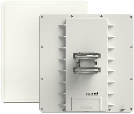 QRT 5 AC Outdoor Flat Panel Antenna