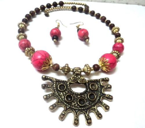 Stylish Handmade Brass Fashion Necklace Jewellery