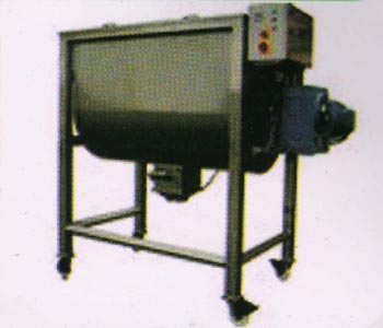 Ribbon Blender Application : For Mixing Namkeen, Chevda, Spices, Powder