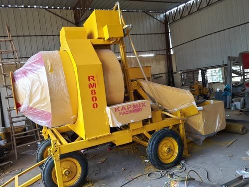 Light Earth Moving Machine