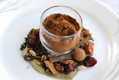 Garam masala powder, Storage Instructions : Dry Place