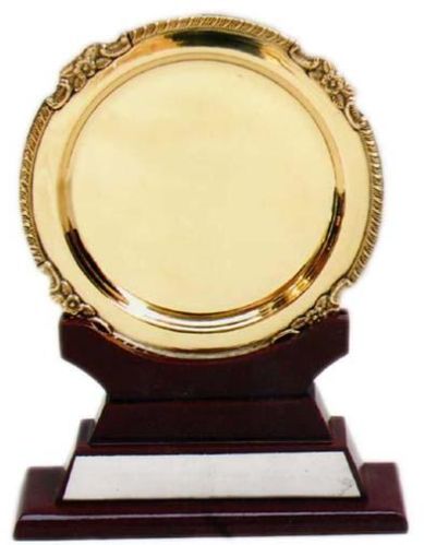 Polished Wooden Shield Memento, For Award, Feature : Attractive Design, Light Weight, Long Life, Rust Resistance