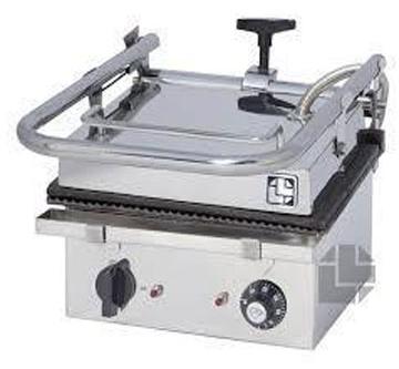 Sandwich Griller, Size : 430mm x 310mm x 200mm