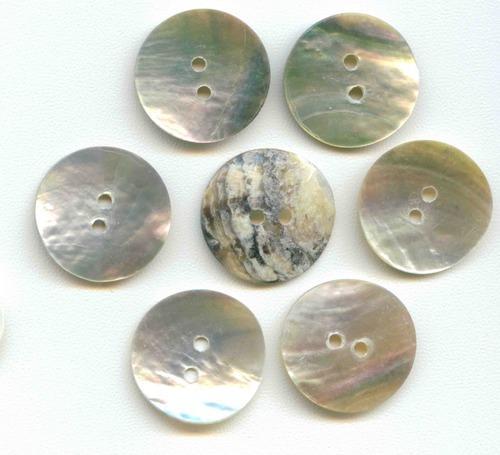 Round Shell Garment Buttons, Color : Multi