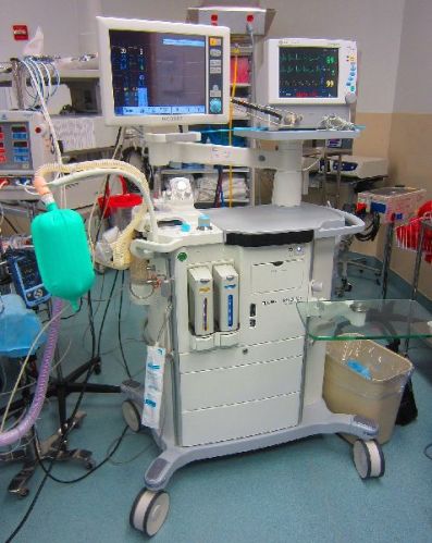 Electric Anesthesia Machine, For Hospital, Certification : CE Certified