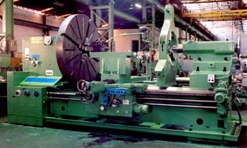 Heavy Duty Lathe