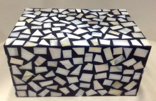 RESIN & MOTHER OF PEARL