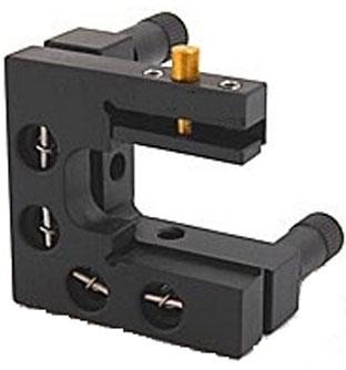 KINEMATIC MOUNT FOR RECTANGULAR OPTICS