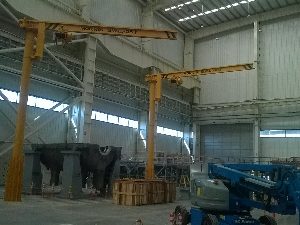 Jib cranes, Height Of Lift : Up To 12 Mtrs