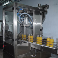 Liquid filling machine, Specialities : 50 ml to 300 ml