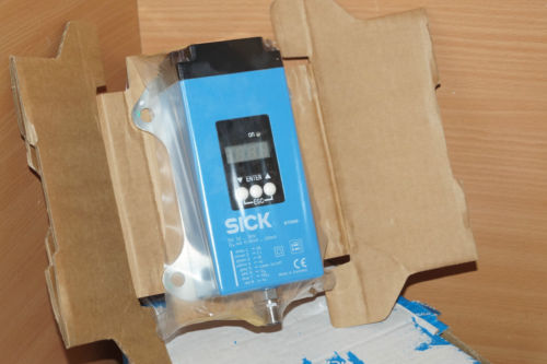 Sick Photoelectric Sensors HTB18-P4A2BED02 Order Number: 1078821